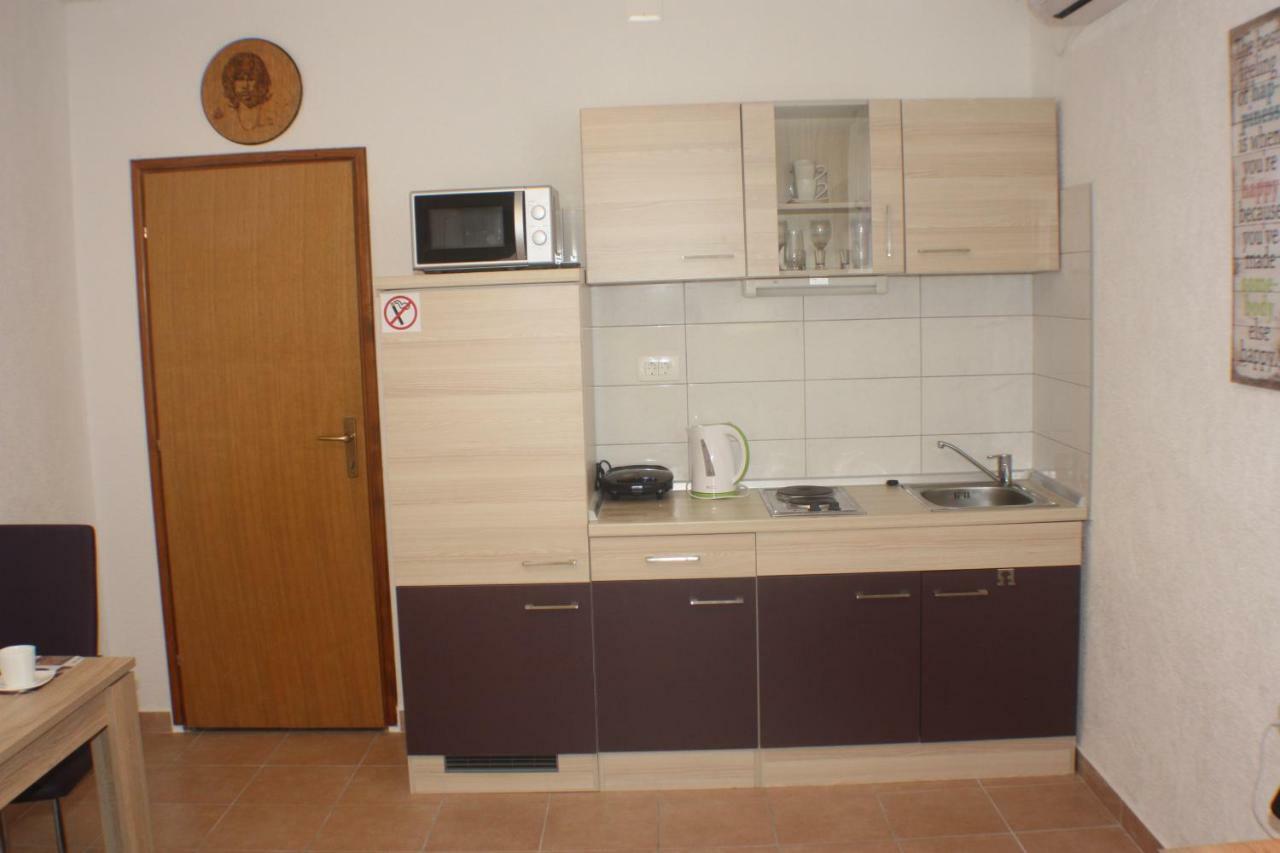 Studio Apartman Tristan Zadar Exterior photo